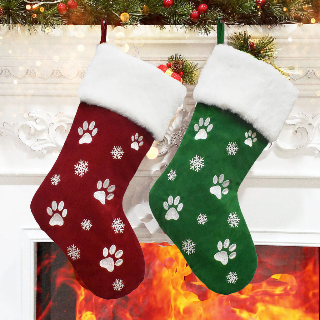 Calcetín Navideño para Mascotas con Huellitas Bordadas
