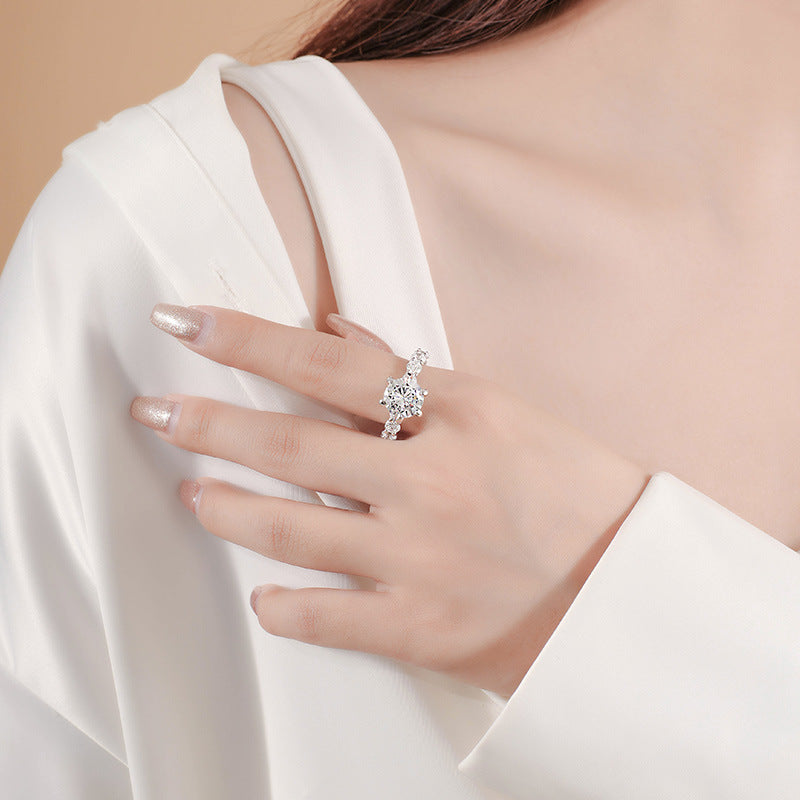 Anillo Damilla de Moissanita 4 Quilates en Plata de Ley 925