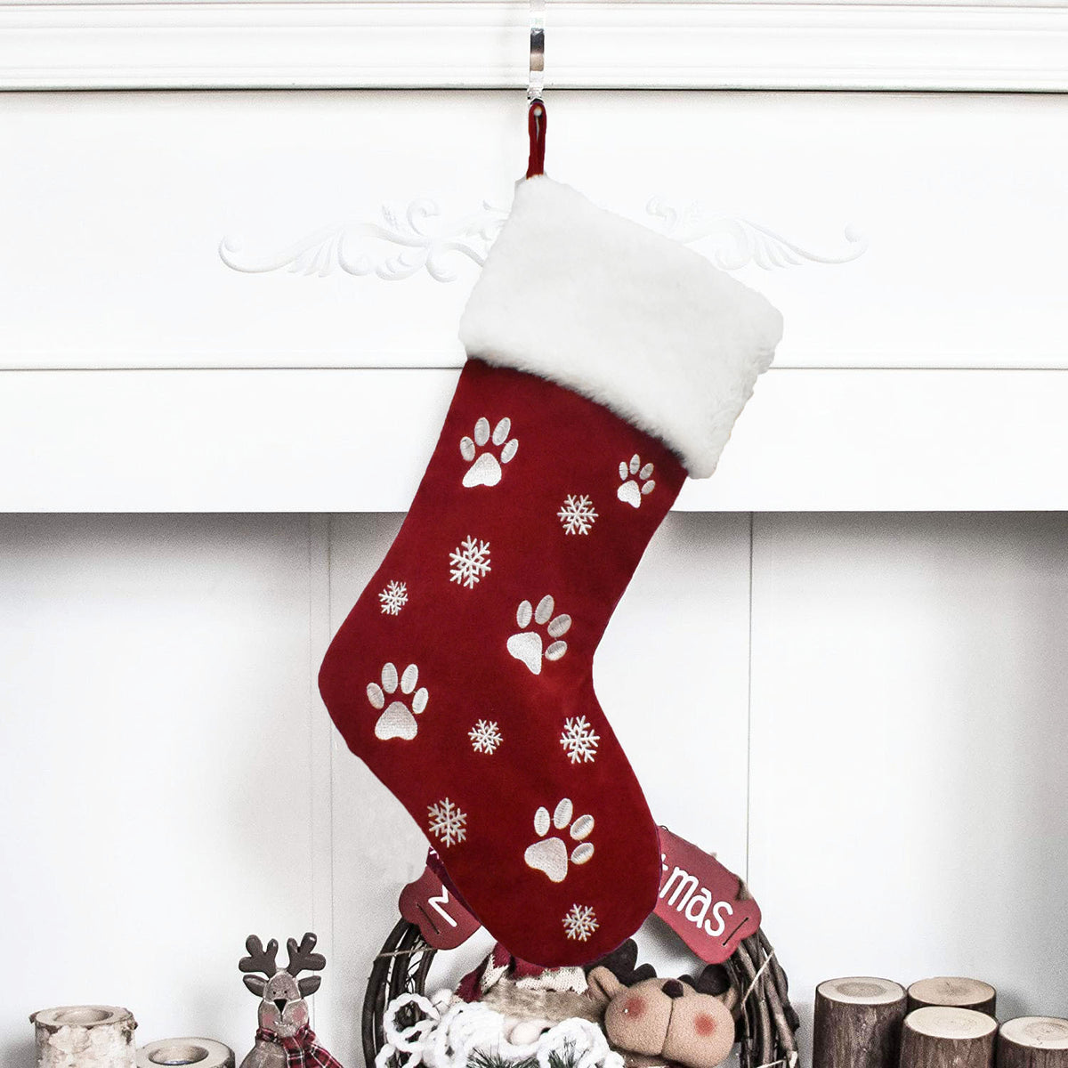 Calcetín Navideño para Mascotas con Huellitas Bordadas